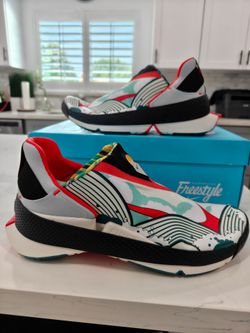 Nike GO FlyEase Doernbecher XIX Limited Edition Multicolor Sneaker Size 9.5