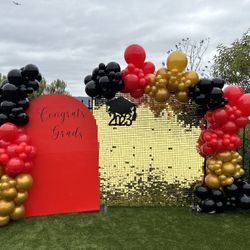 Balloon garland