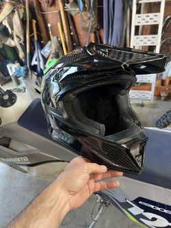 509 Carbon fiber Helmet