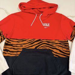 Nike Women Animal Print Hoodie - Medium
