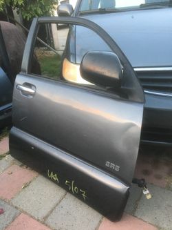Toyota 4 runner door