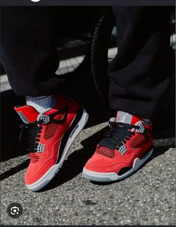 Jordan 4’s size 10/11/12