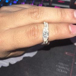 Moissanite Ring 