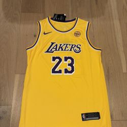 Lakers LeBron jersey