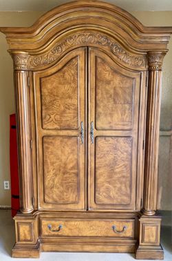 TV Armoire 