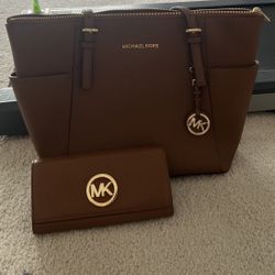 Michael Kors Purse And Wallet