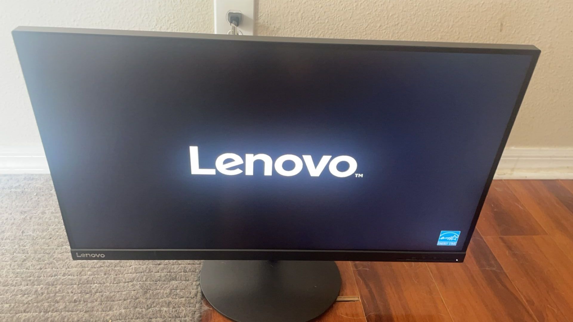 Lenovo Monitor
