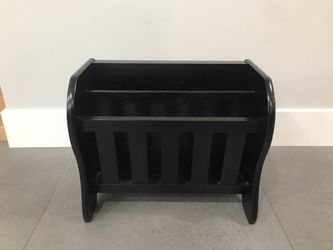Book and magazine holder & end table (espresso).