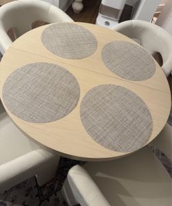Dinning table - Oval 39"-55" Round /oval expandable wood table