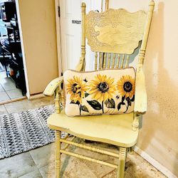 Vintage Wooden dining room chair