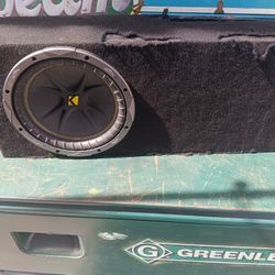 10 Inch Subwoofer Box With Subwoofer Not Sure If It Works 