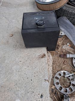 Center Console vault