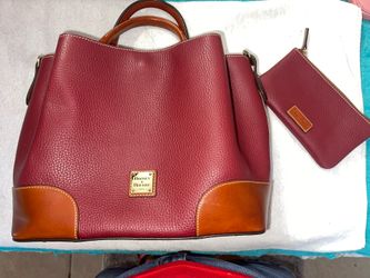 Dooney & Bourke