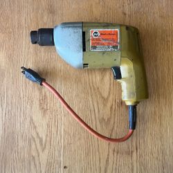 Black And Decker 3/8 Electric Drill