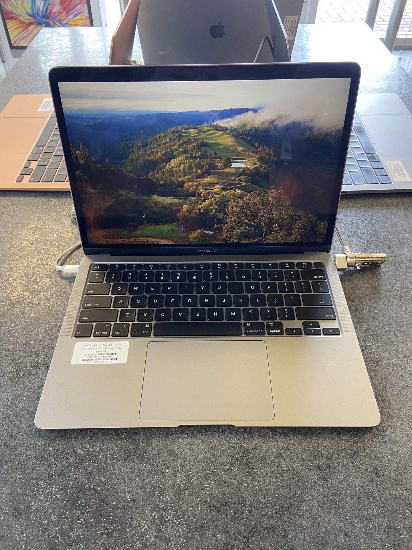 Apple MacBook Air 13" - Intel i5, 8GB RAM, 512GB SSD