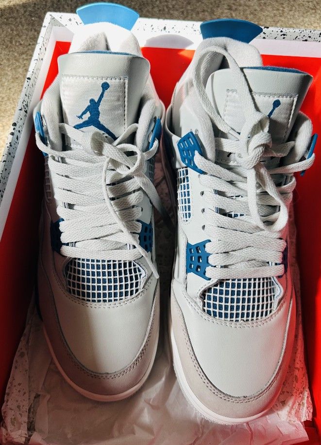 Jordan 4s Retro Military Blue 2024