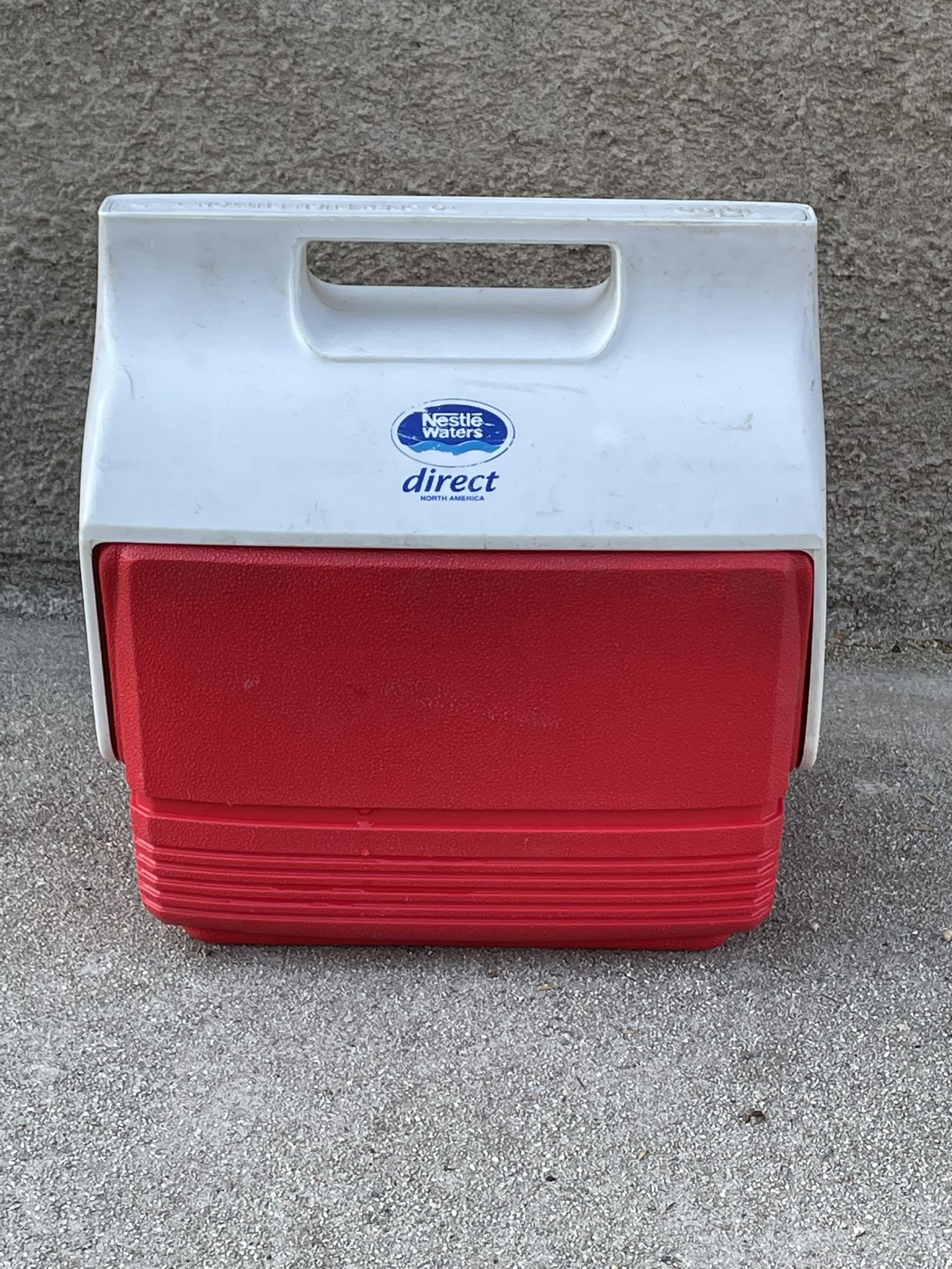 IGLOO COOLER 10x10x7inch firm price IN EAGLE ROCK
