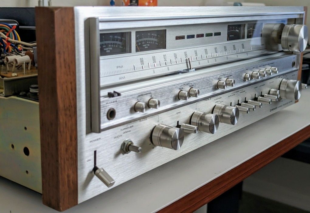 Vintage Pioneer SX-980 stereo receiver. Completely Restored/Recapped. 80w/ch