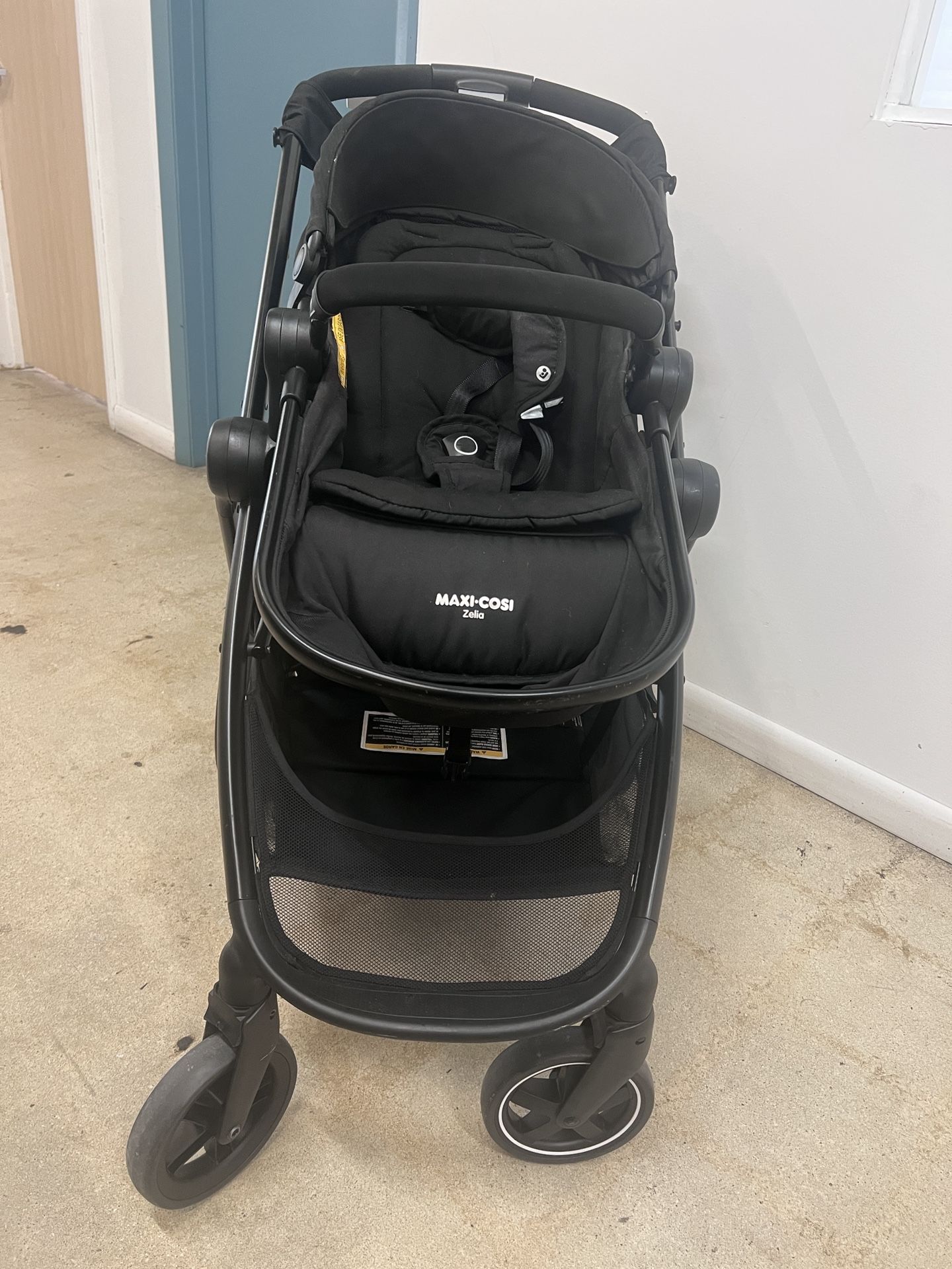 Maxi Cosi Stroller And Baby Seat