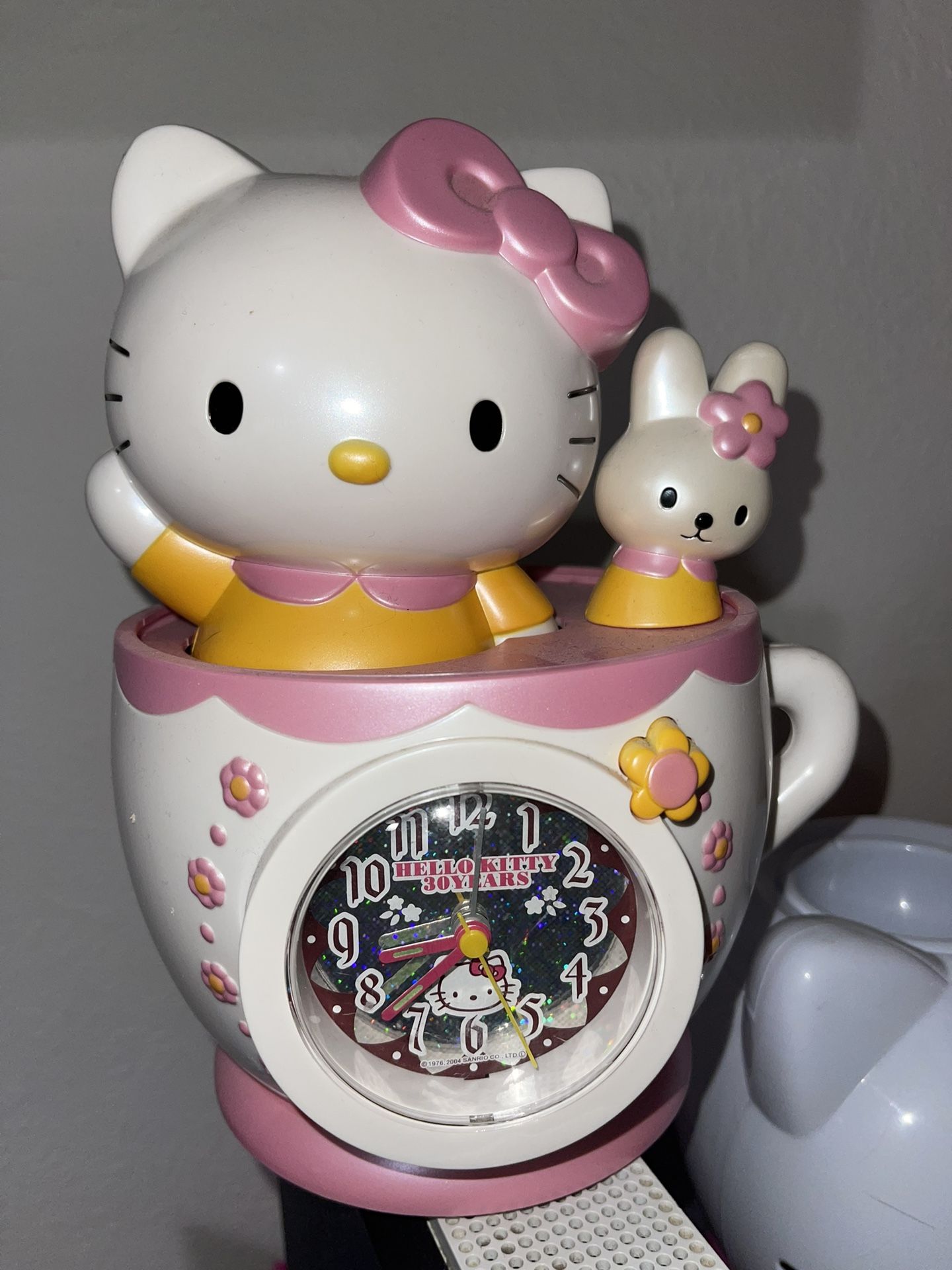Vintage Hello kitty clock