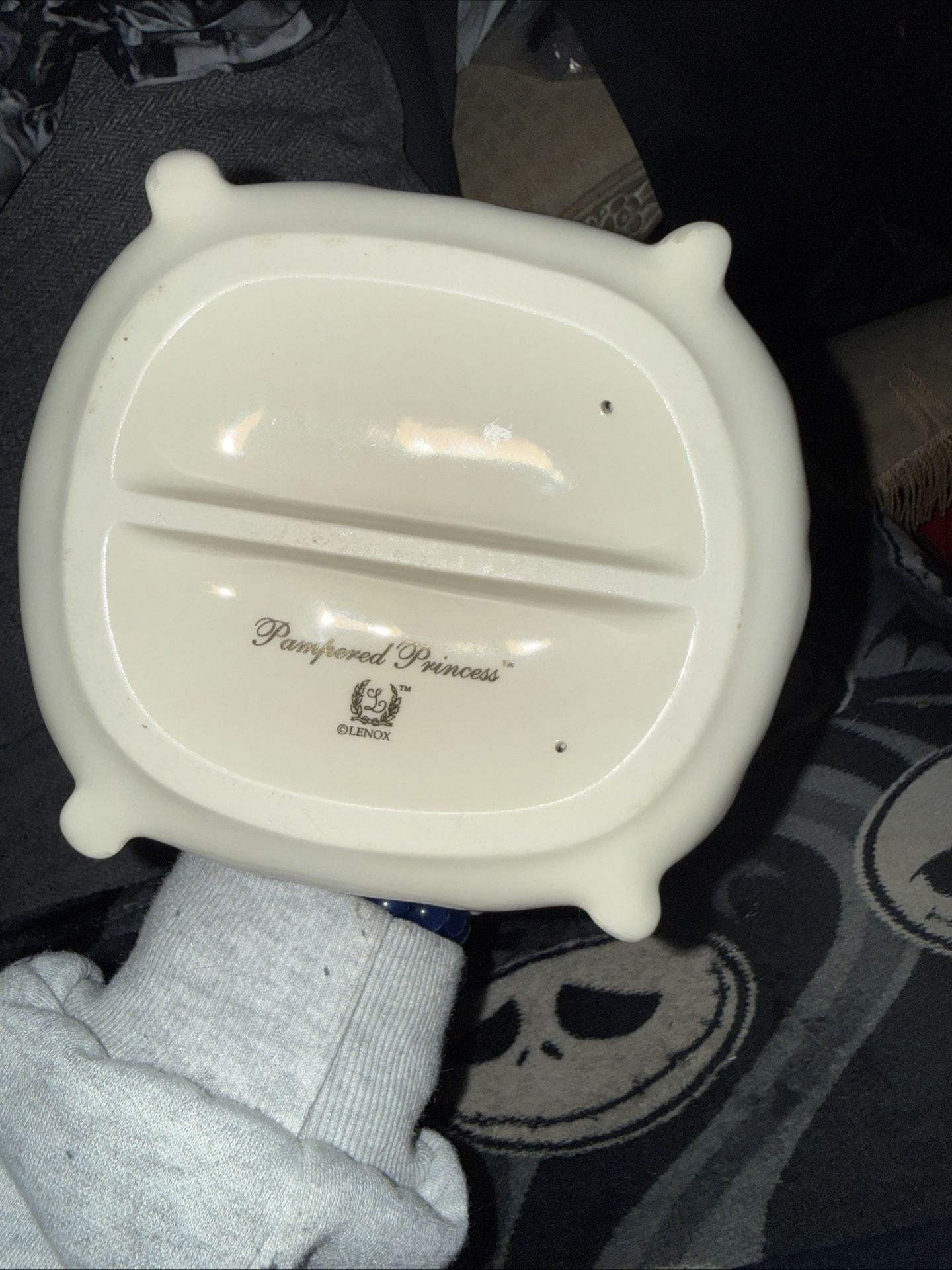 Leonx Pampered Princess Cat Figure