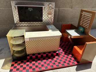 Doll House