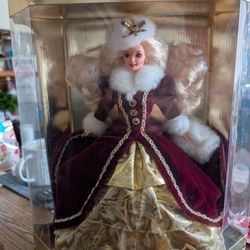 VINTAGE 1996 MATTEL HAPPY HOLIDAYS SPECIAL EDITION BARBIE DOLL