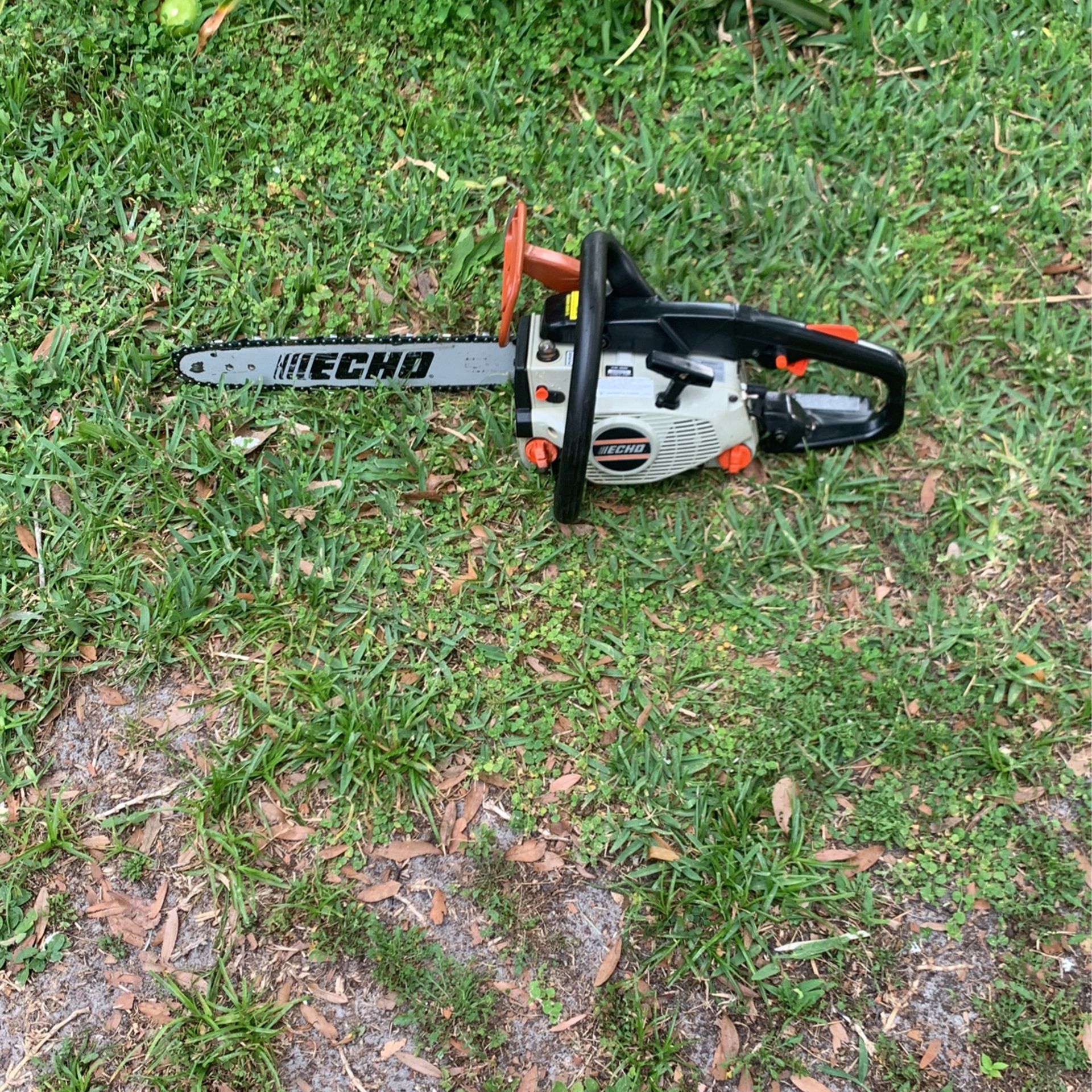 Echo Chain Saw CS-305 