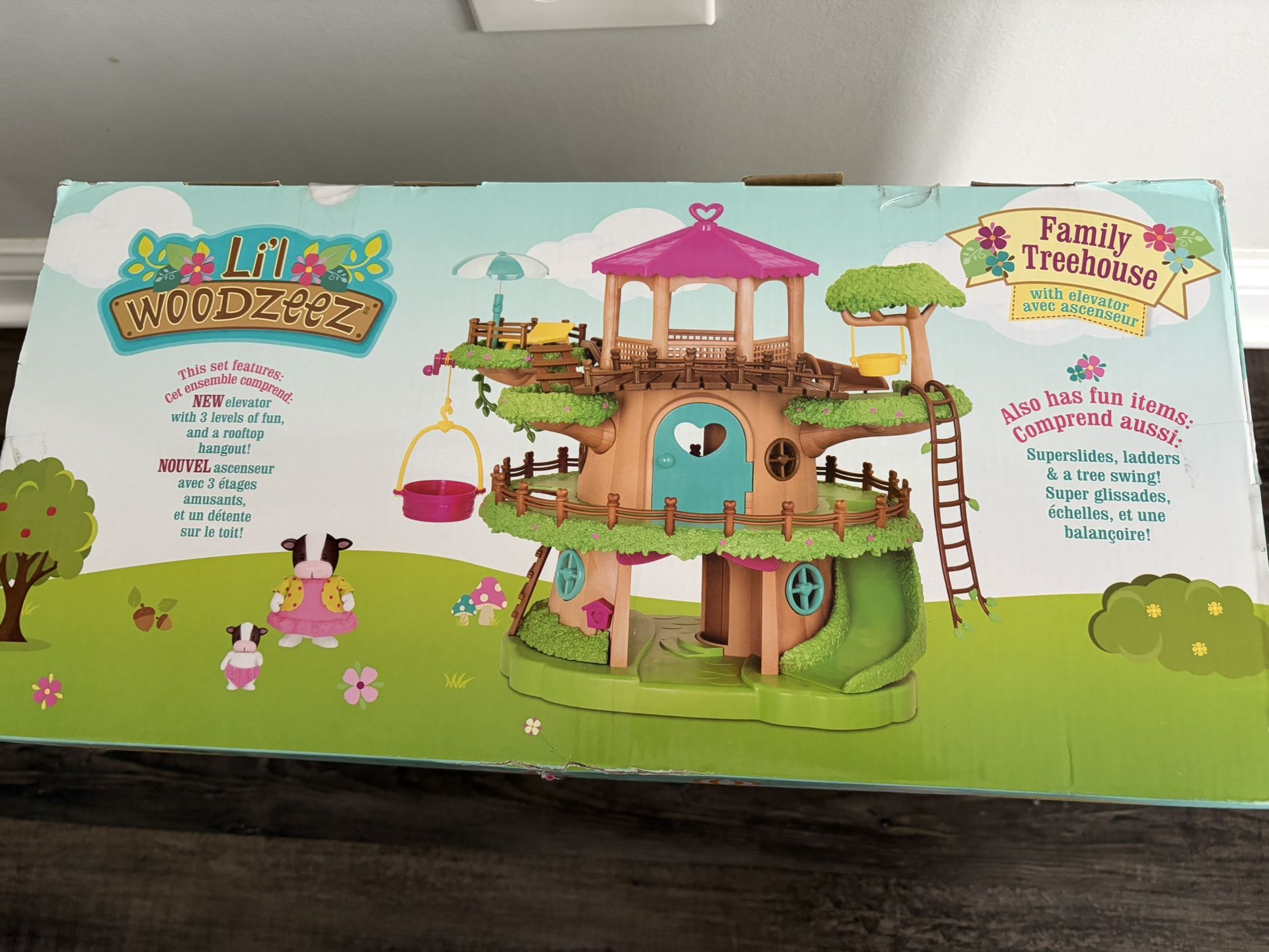 Li’l Woodzeez Toy Treehouse with Elevator 22pc Playset
