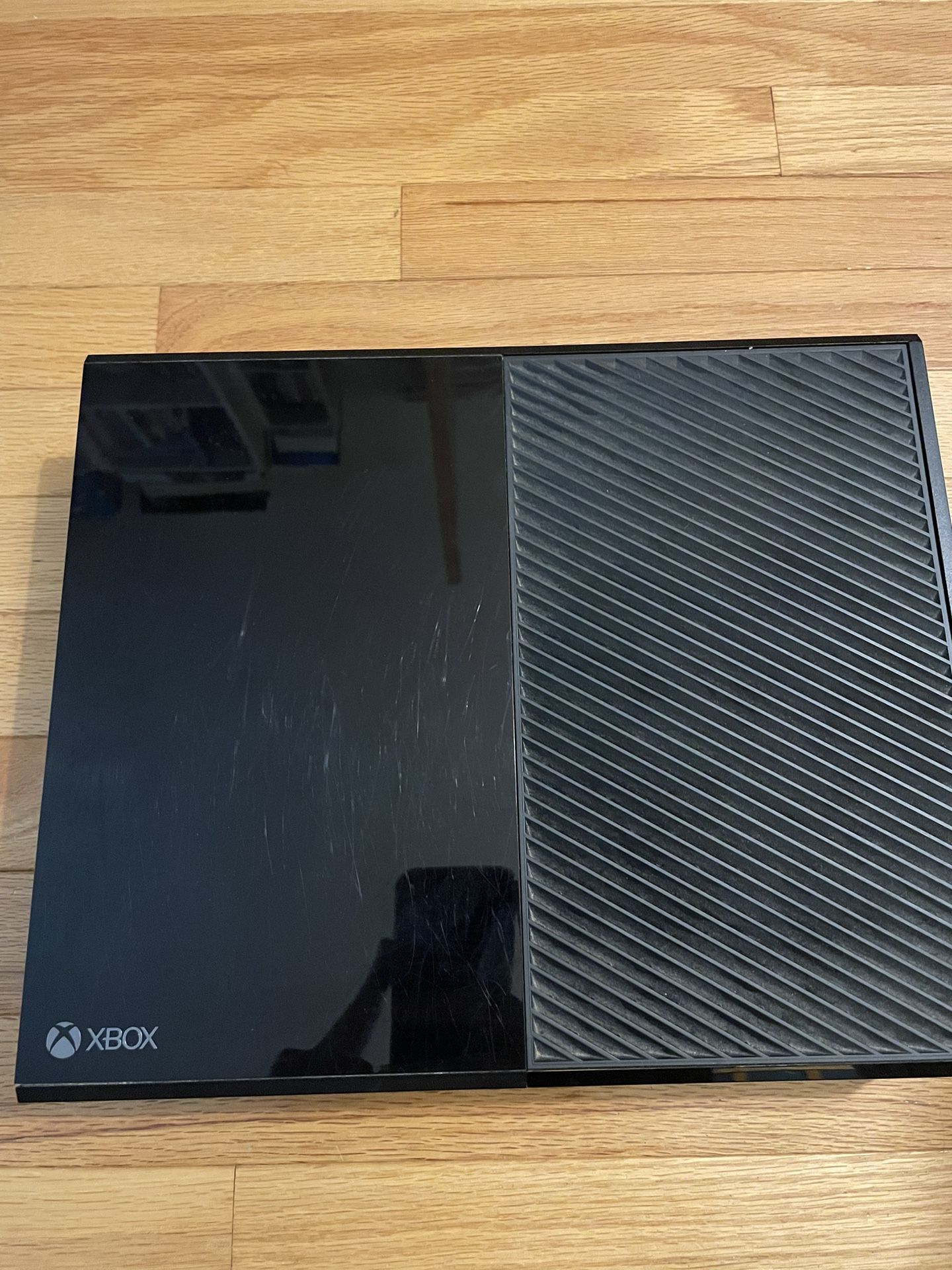 Xbox One With Kinect - Used