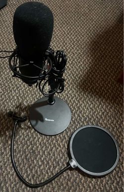 Condenser USB Microphone / Mini Mic Stand & Pop Filter