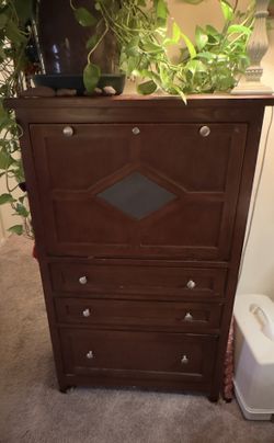 DRAWER WITH TABLE