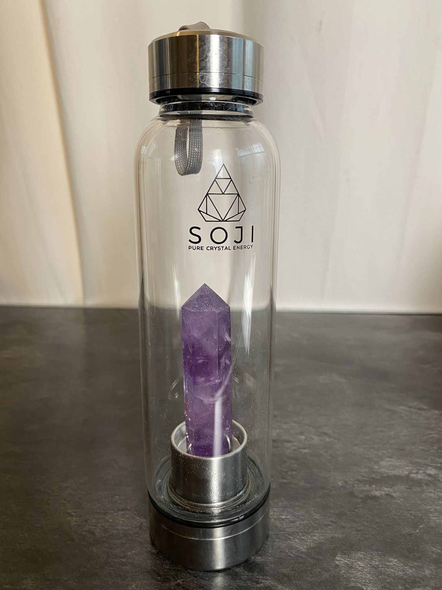 SOJI Pure Crystal Energy Glass Water Bottle In Amethyst Quartz Healing
