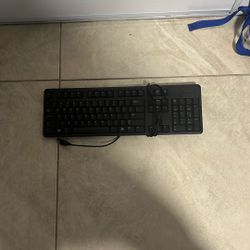 Dell Keyboard 100%  $ 