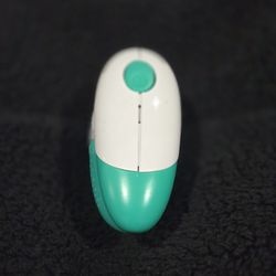 Handheld Lint Removal Tool