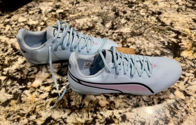Puma King Women's Soccer futbol football Cleats size 5.5 / kids size 4 Y
