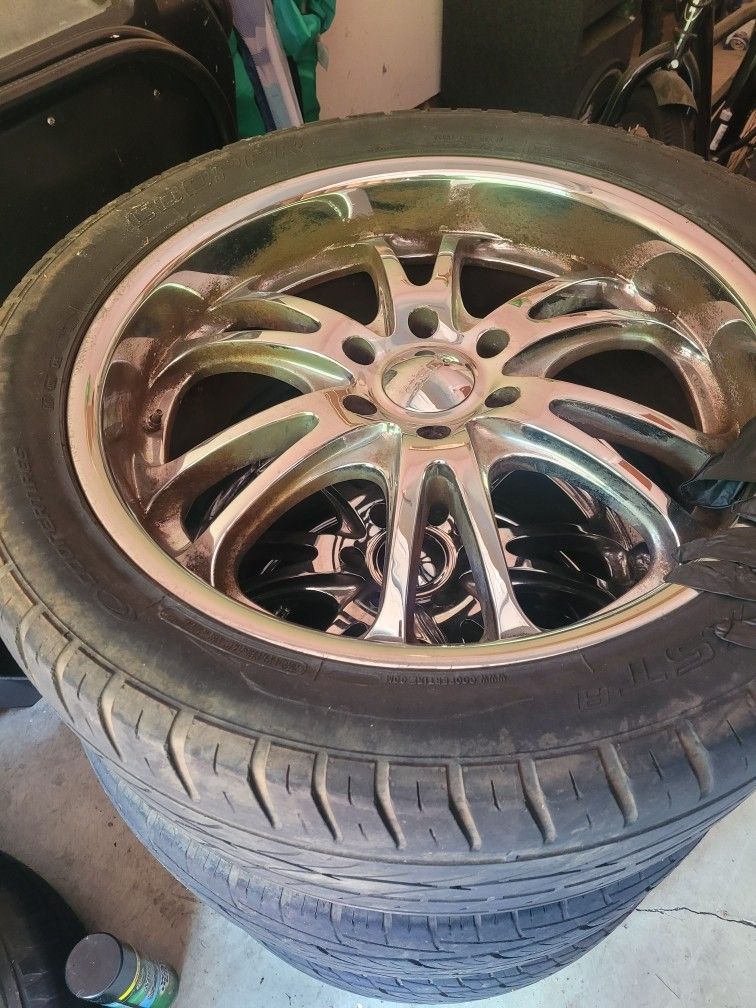 22 In BOSS Rims 6 Lug for Sale in Hope Mills, NC - OfferUp