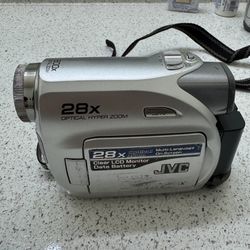 JVC CAMCORDER 