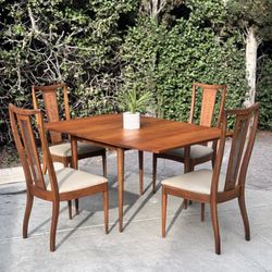 7-Piece Mid Century Modern MCM 4 Chair + Dining Extendable Table Set
