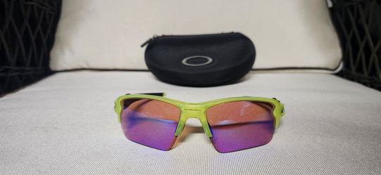 Oakley Sports