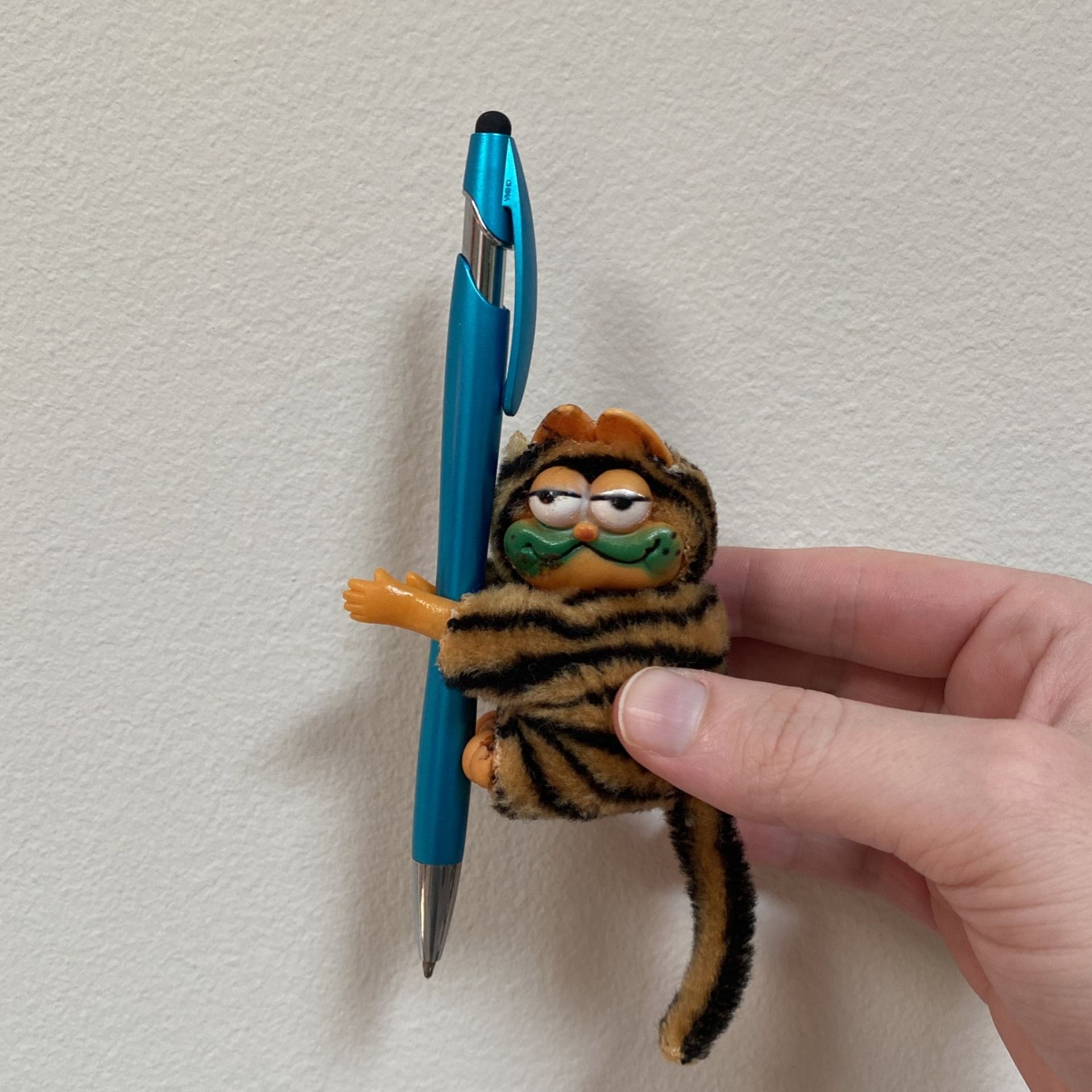 Vintage Garfield 3" Tiger Costume Pencil Topper Mug Hugger Mini Plush Collectible