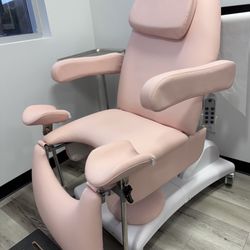 Electric Procedure Chairs $250 Each Chair 