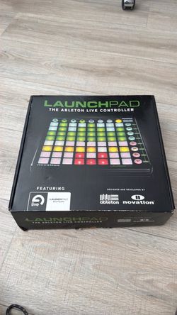 Novation Launchpad mk1 with box and usb cable