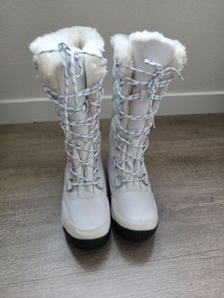 White Tall Lace-Up Winter Snow Boots