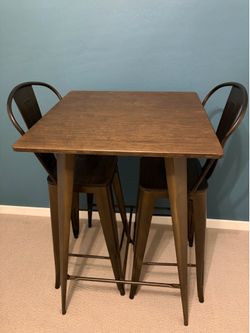 Kitchen High Top Table with Chairs