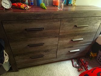 6 draw dresser