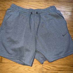 Nike Dri-fit 5” Shorts Men’s Small