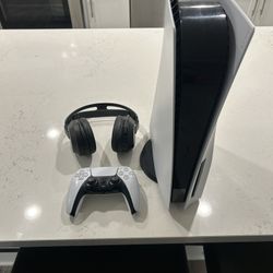 PlayStation 5 1TB Model With Disc Drive 