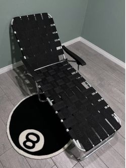 SUPREME LOUNGE CHAIRS