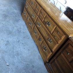 6 DRAWER DRESSER-SOLID WOOD